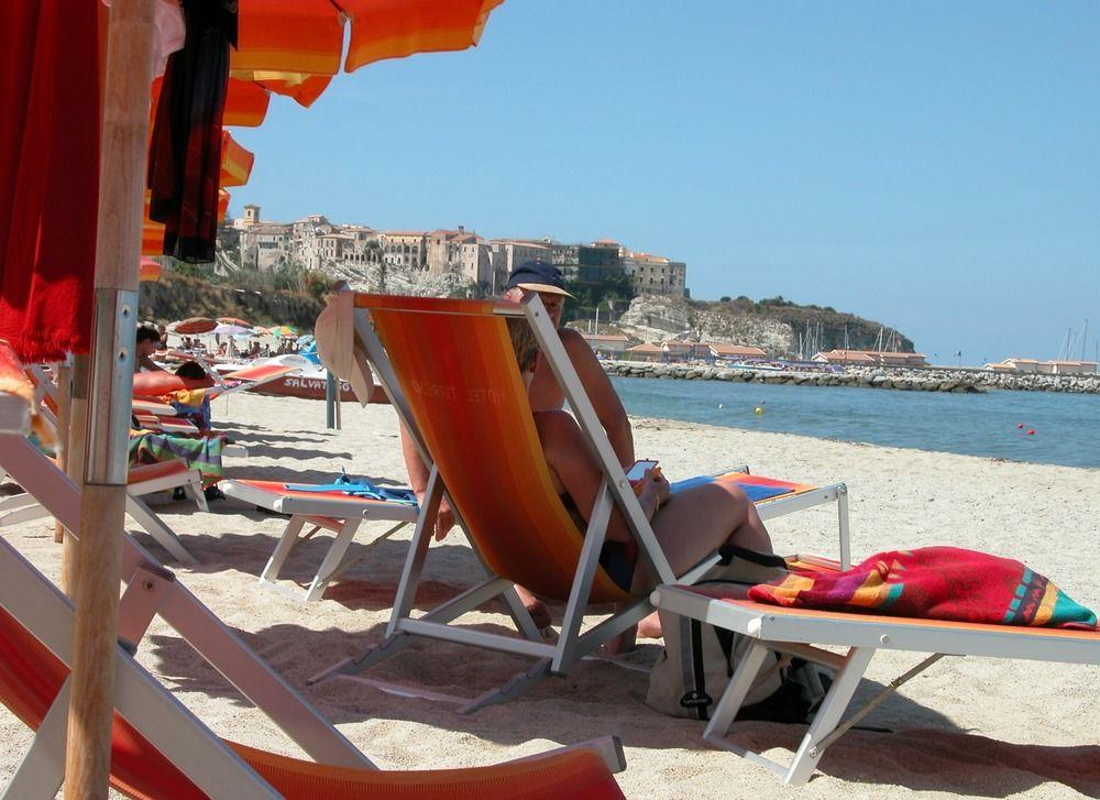 Hotel Tirreno Parghelia Ngoại thất bức ảnh