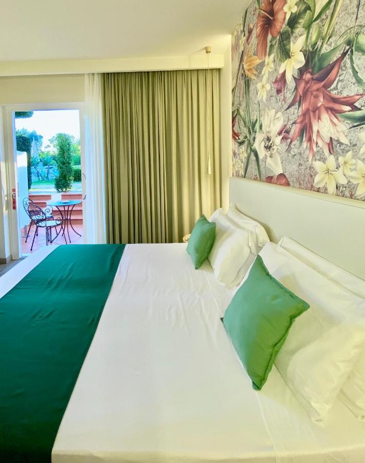 Hotel Tirreno Parghelia Ngoại thất bức ảnh
