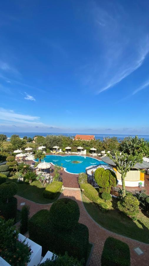Hotel Tirreno Parghelia Ngoại thất bức ảnh