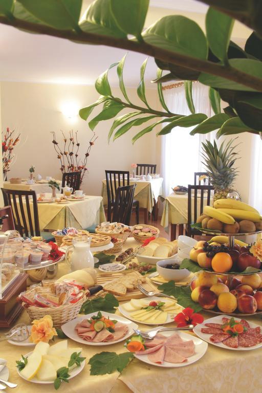 Hotel Tirreno Parghelia Ngoại thất bức ảnh