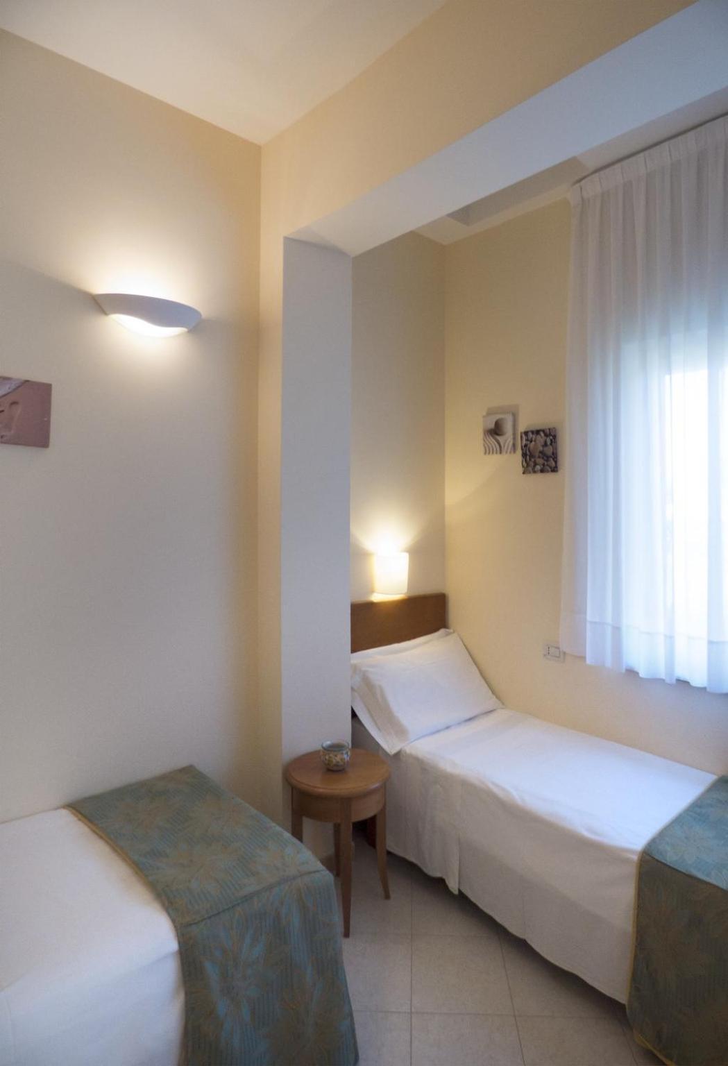 Hotel Tirreno Parghelia Ngoại thất bức ảnh
