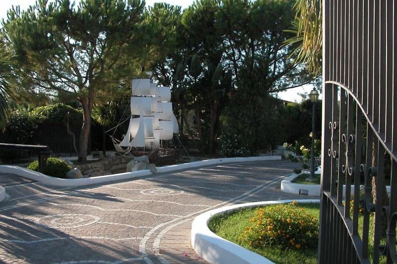 Hotel Tirreno Parghelia Ngoại thất bức ảnh