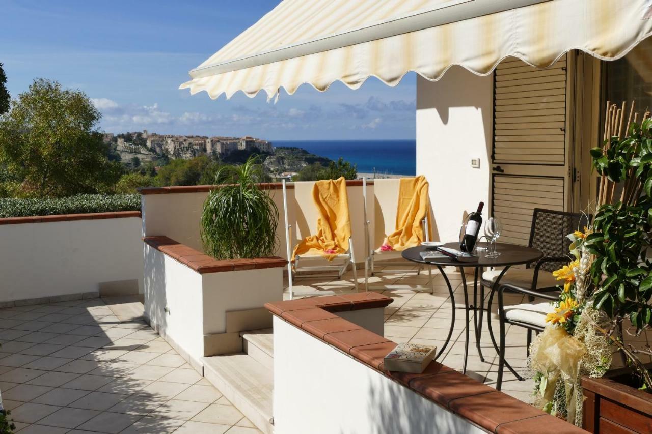 Hotel Tirreno Parghelia Ngoại thất bức ảnh